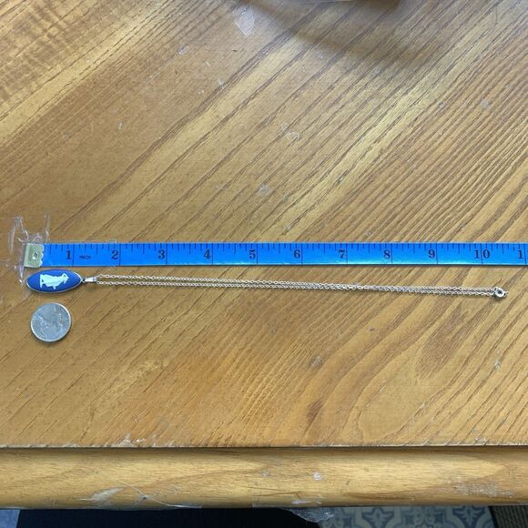 Vintage Wedgwood Blue Jasperware Cameo Sterling Silver Pendant Necklace Box - Picture 7 of 7